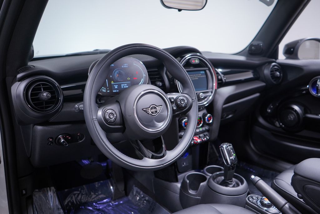 Thumbnail: 2021 MINI Cooper - 6