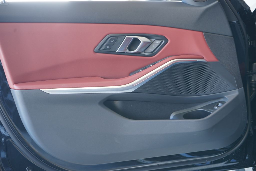 Thumbnail: 2026 BMW 3 Series - 9