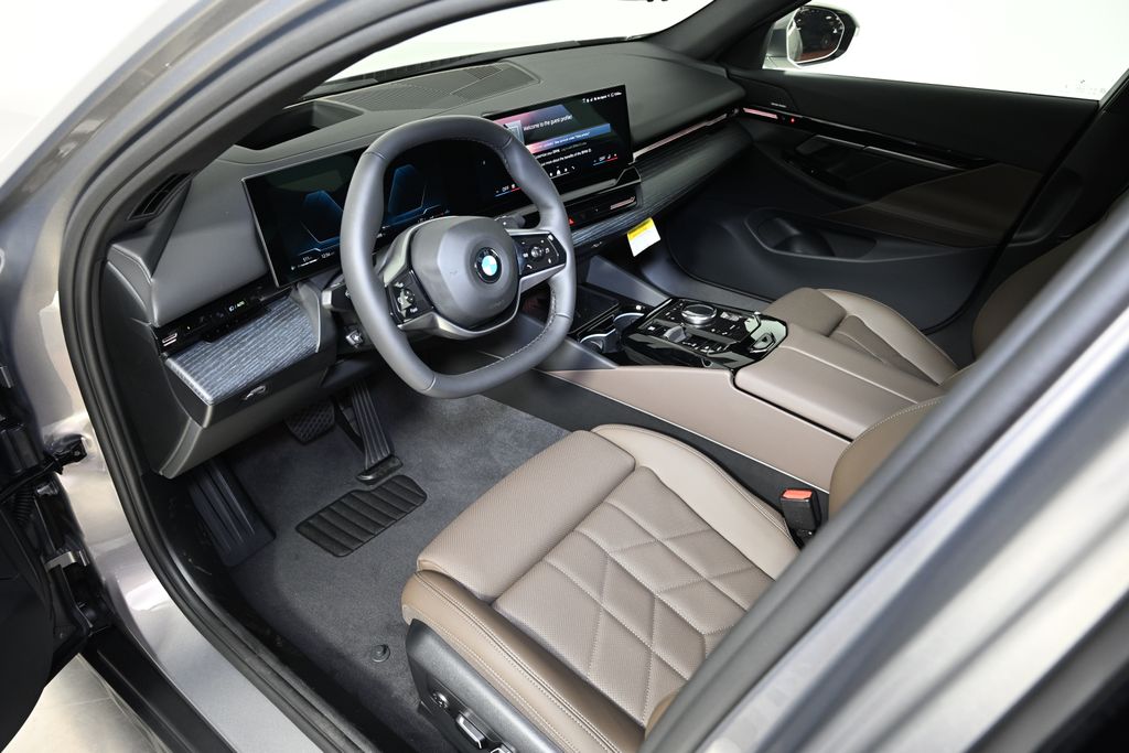 Thumbnail: 2026 BMW 5 Series - 15