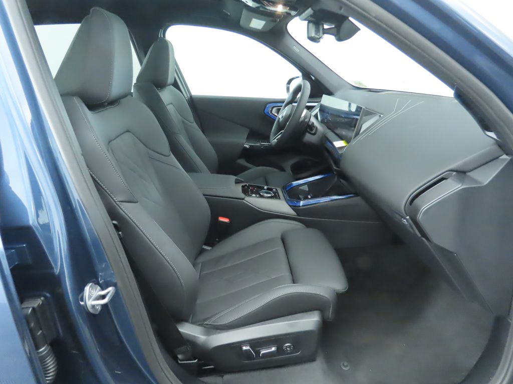 Thumbnail: 2026 BMW X3 - 21