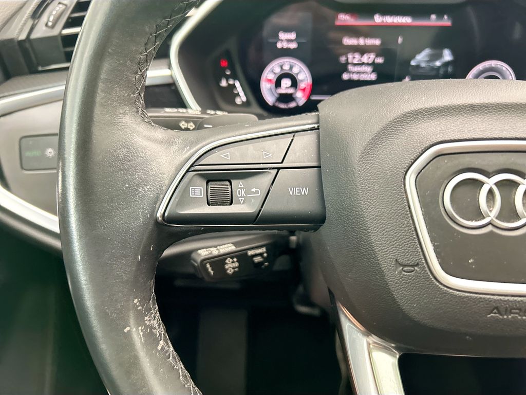 Thumbnail: 2023 Audi Q3 - 11