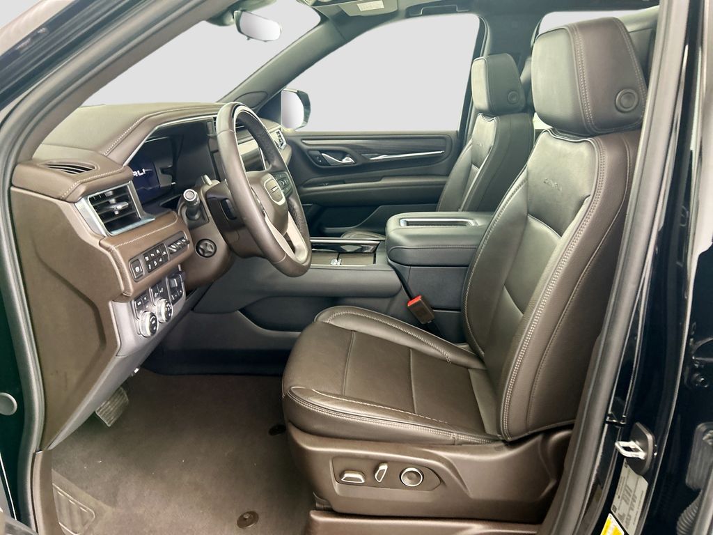 Thumbnail: 2024 GMC Yukon - 18