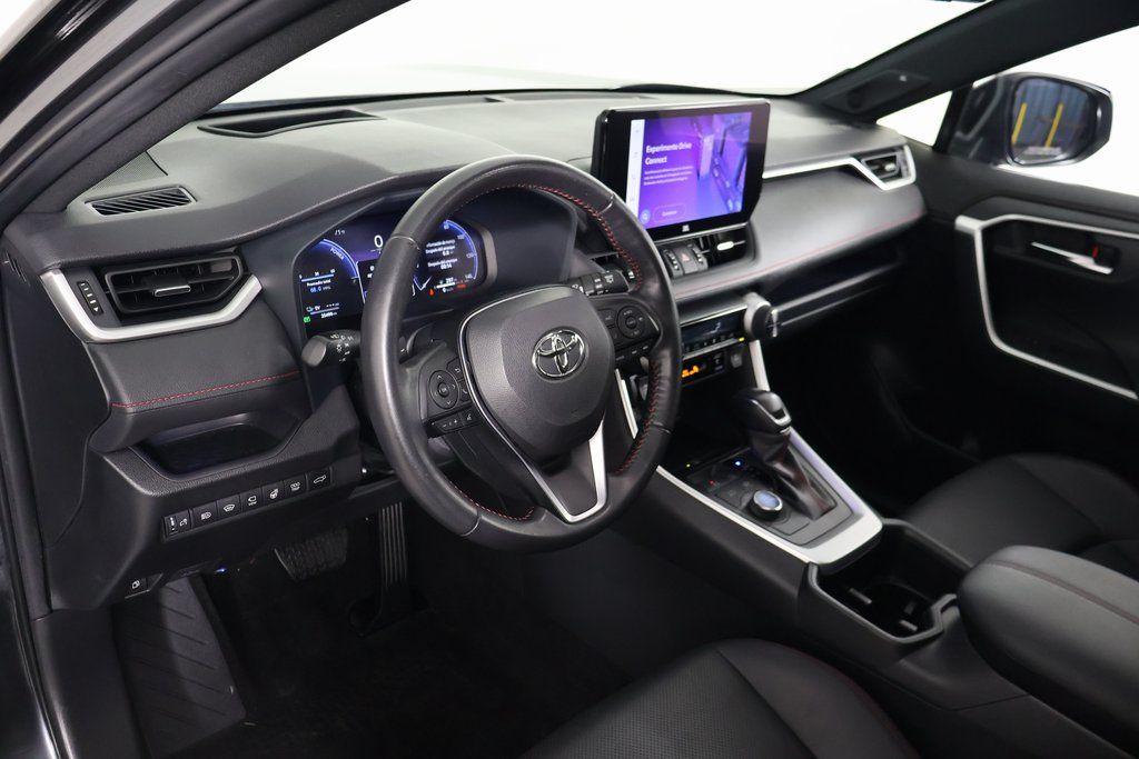 Thumbnail: 2023 Toyota RAV4 - 7