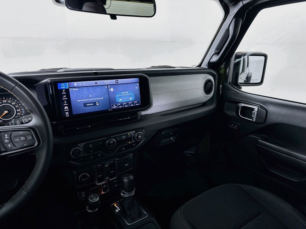 Thumbnail: 2024 Jeep Wrangler - 21