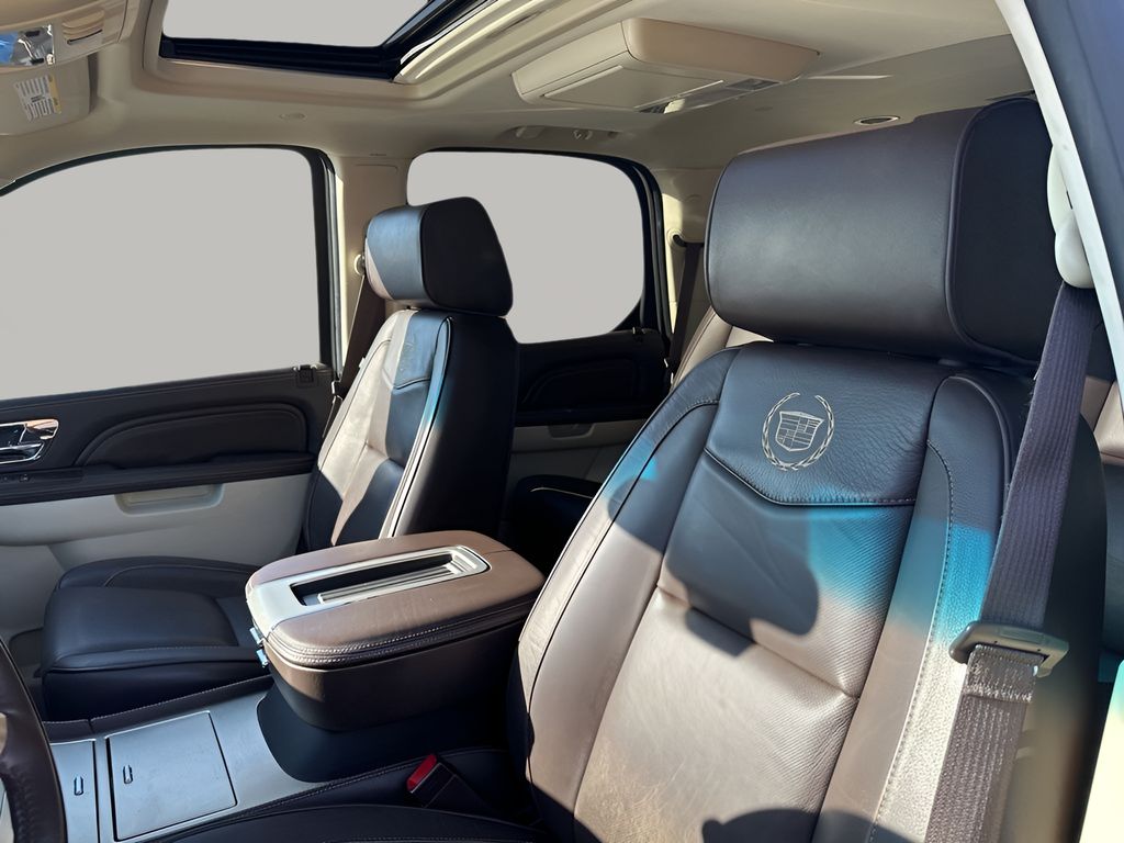 Used Car 2013 Cadillac Escalade  Platinum Edition For Sale Under $20,000 In Austin, Texas