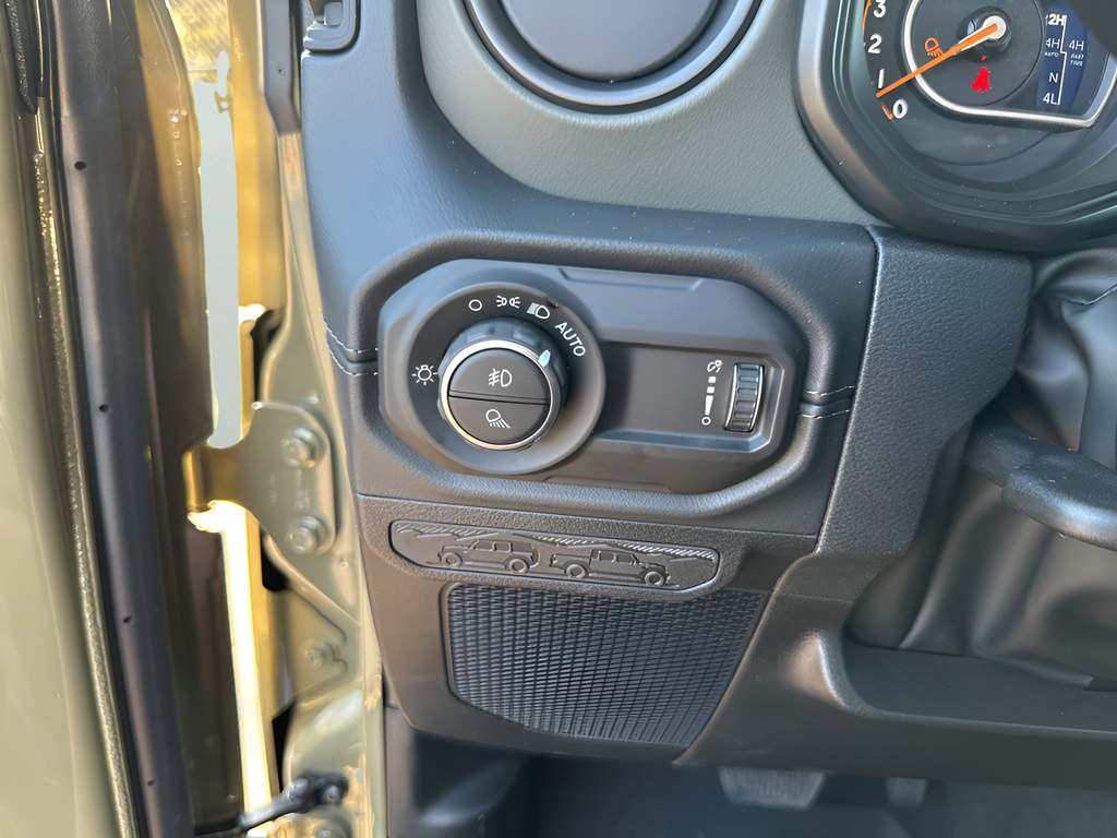 New Car 2025 Jeep Gladiator  Mojave For Sale Under $60,000 In Austin, Texas