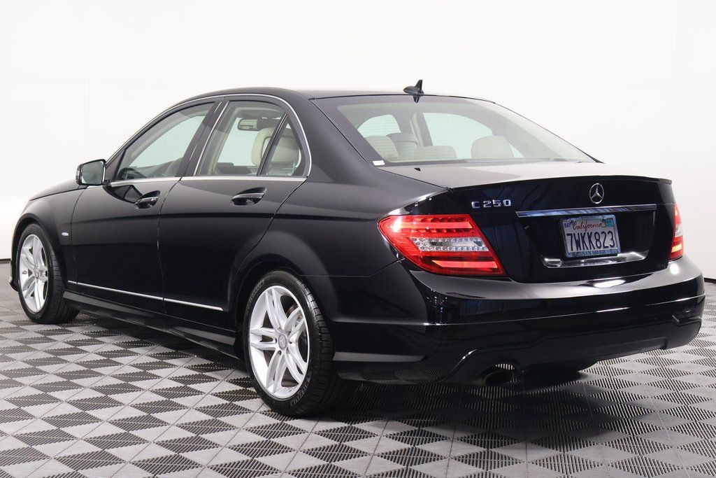 Thumbnail: 2012 Mercedes-Benz C-Class - 6