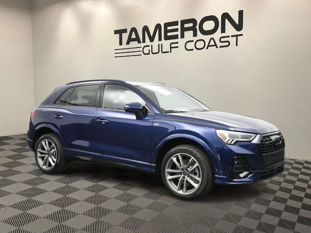 Navarra Blue Metallic 2025 Audi Q3 quattro Premium S Line 45 TFSI SUV / Crossover All-Wheel Drive 8-Speed Automatic