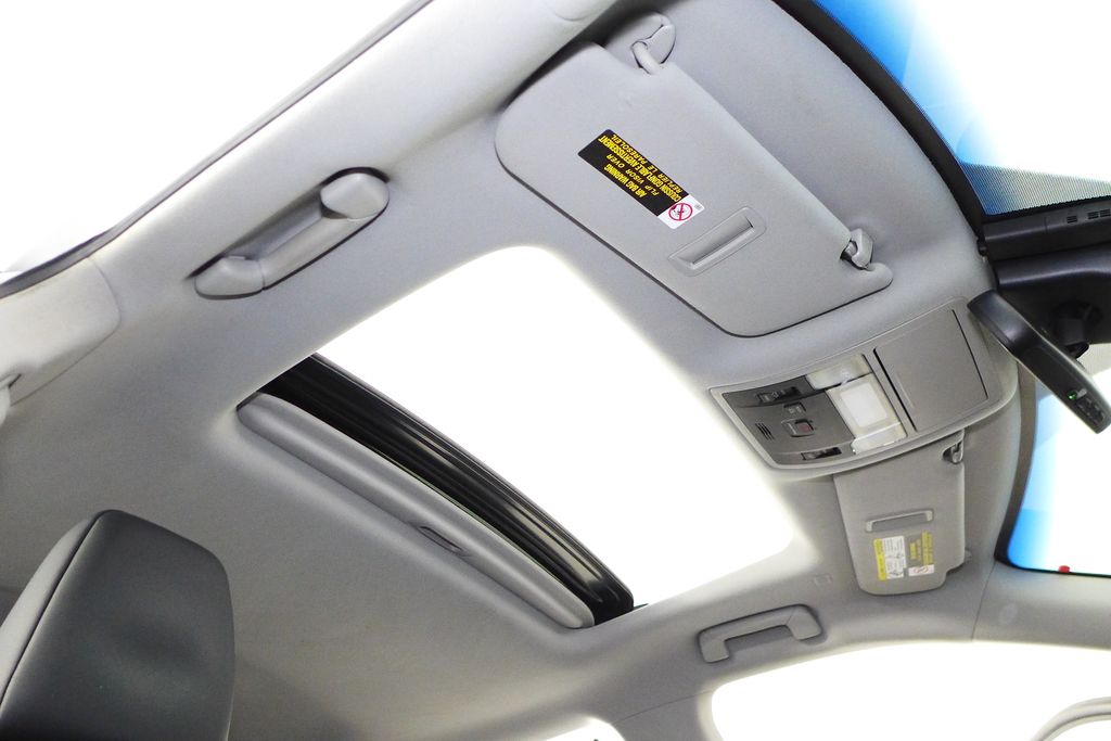 Thumbnail: 2019 Lexus RX - 18