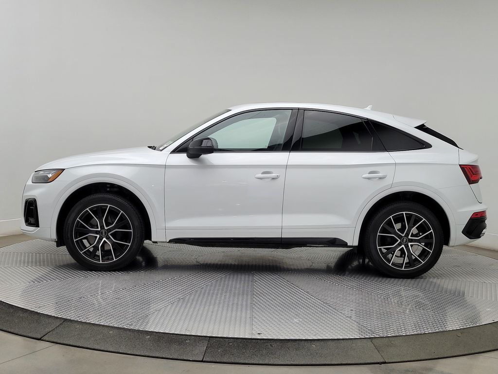 Thumbnail: 2023 Audi SQ5 - 3