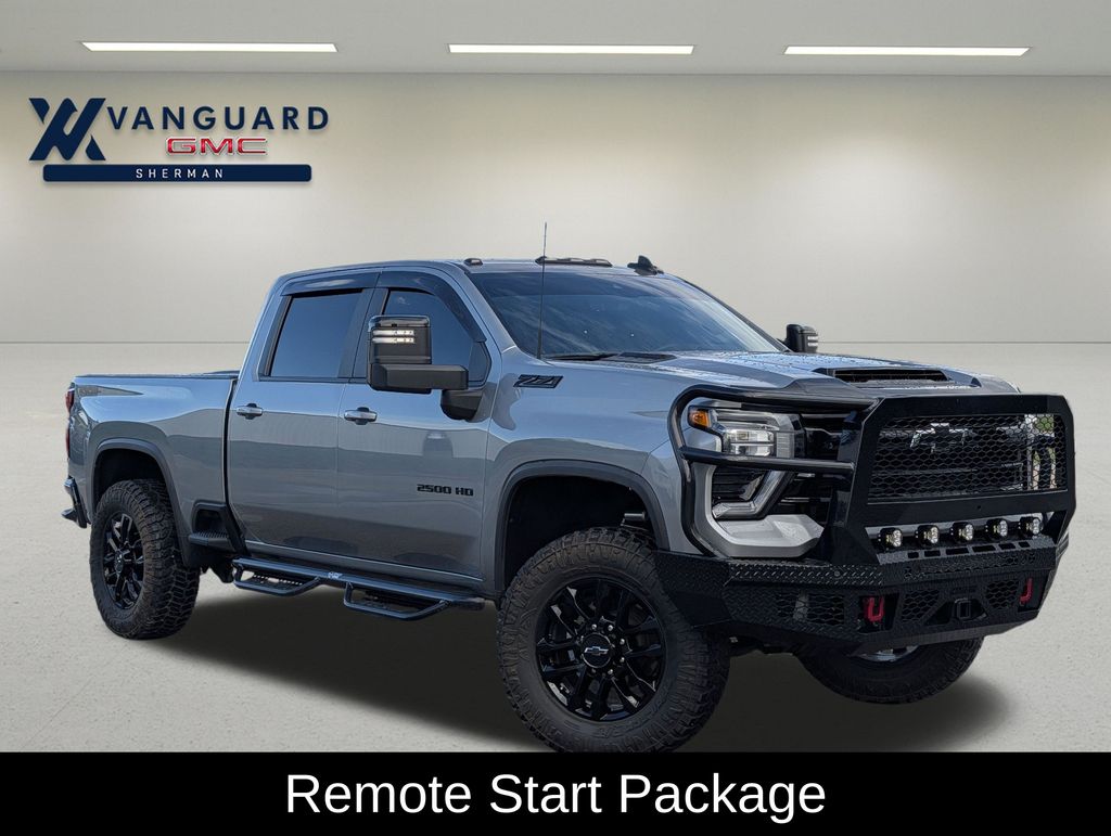 2025 Chevrolet Silverado 2500HD LT Crew Cab 4WD