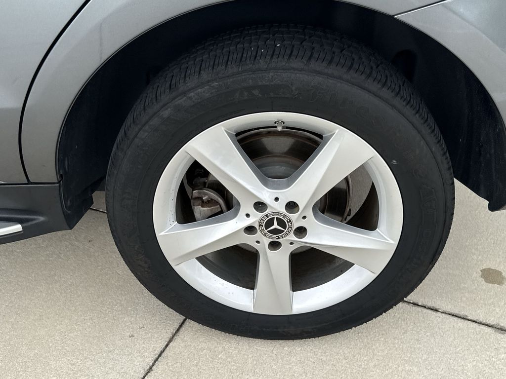 Thumbnail: 2018 Mercedes-Benz GLE - 31