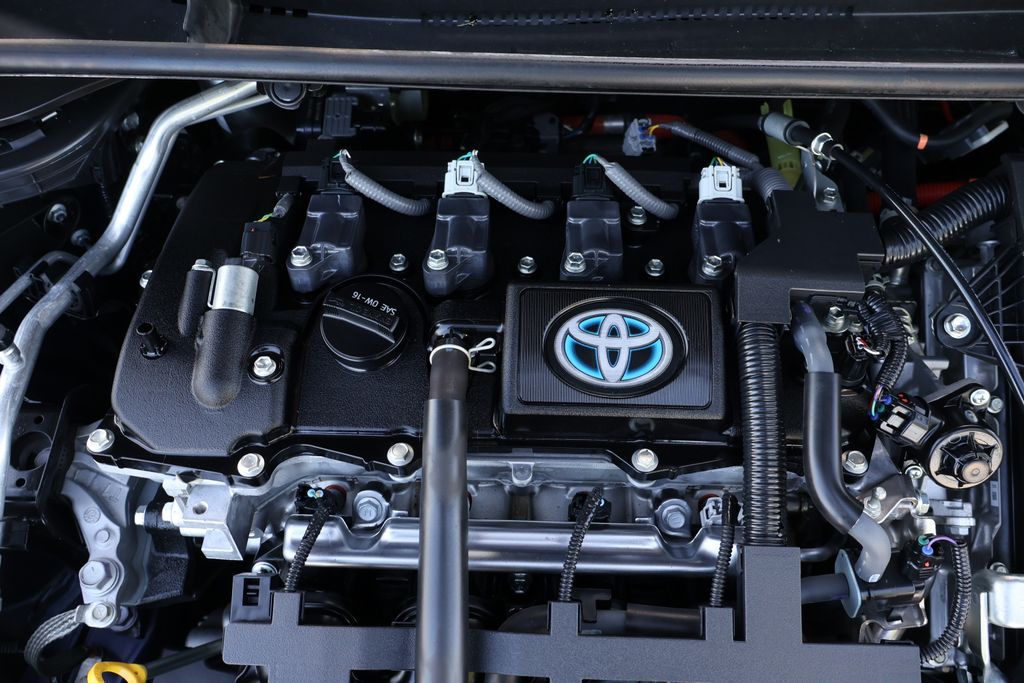 2022 Toyota Corolla LE 27