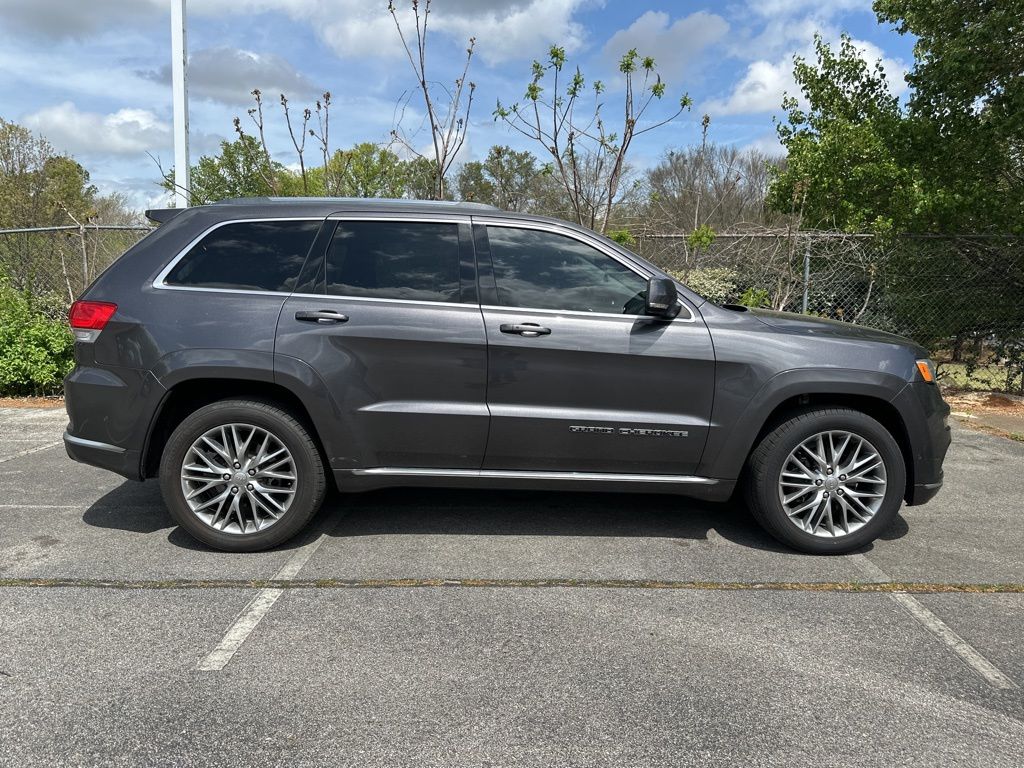 Used 2017 Gray Jeep Summit image 2