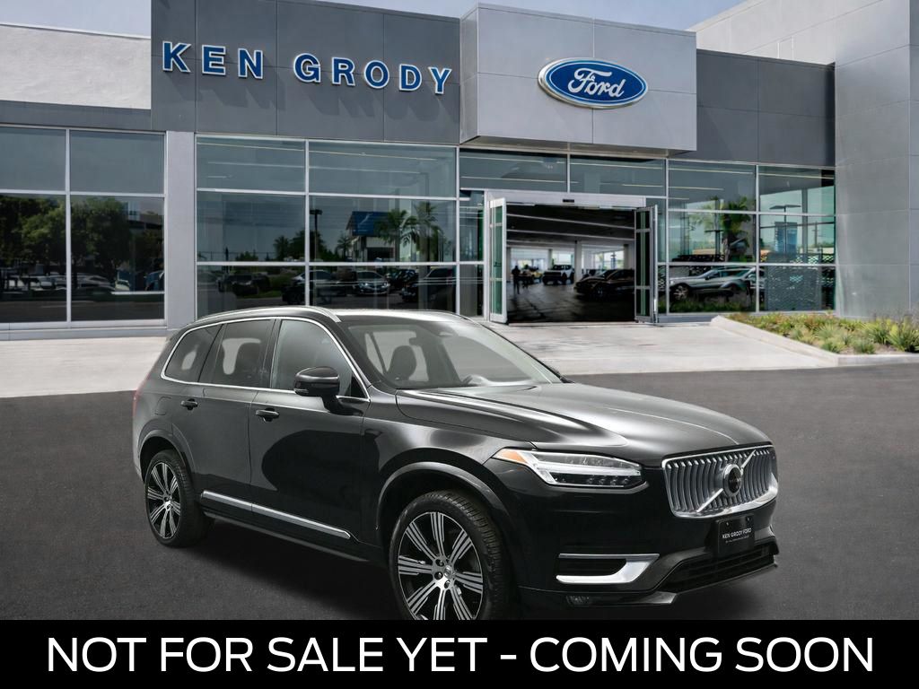 2023 Volvo XC90 B6 Ultimate Bright Theme 6-Passenger AWD