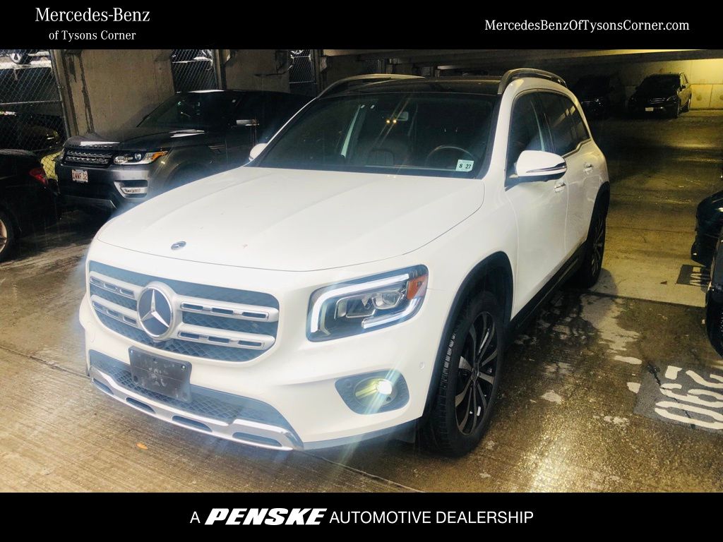 Thumbnail: 2022 Mercedes-Benz GLB - 1