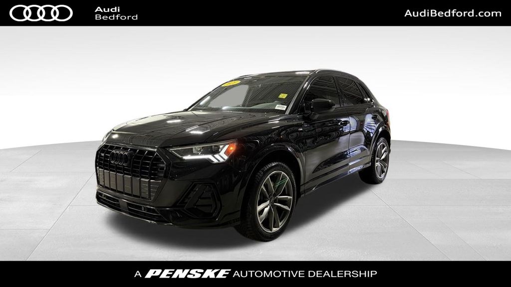 Thumbnail: 2021 Audi Q3 - 1