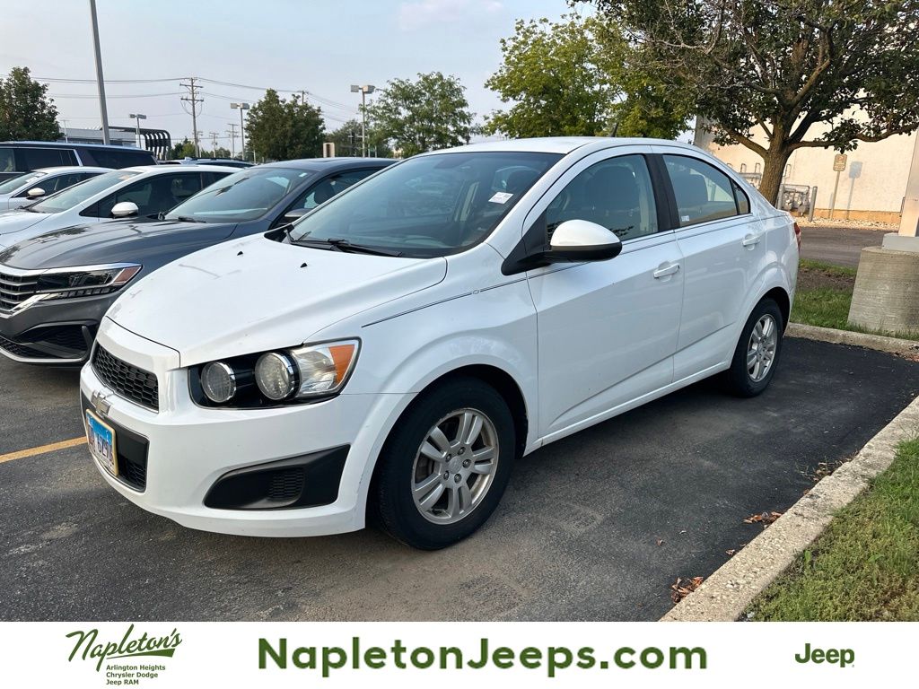  2013 Chevrolet Sonic LT Sedan FWD   