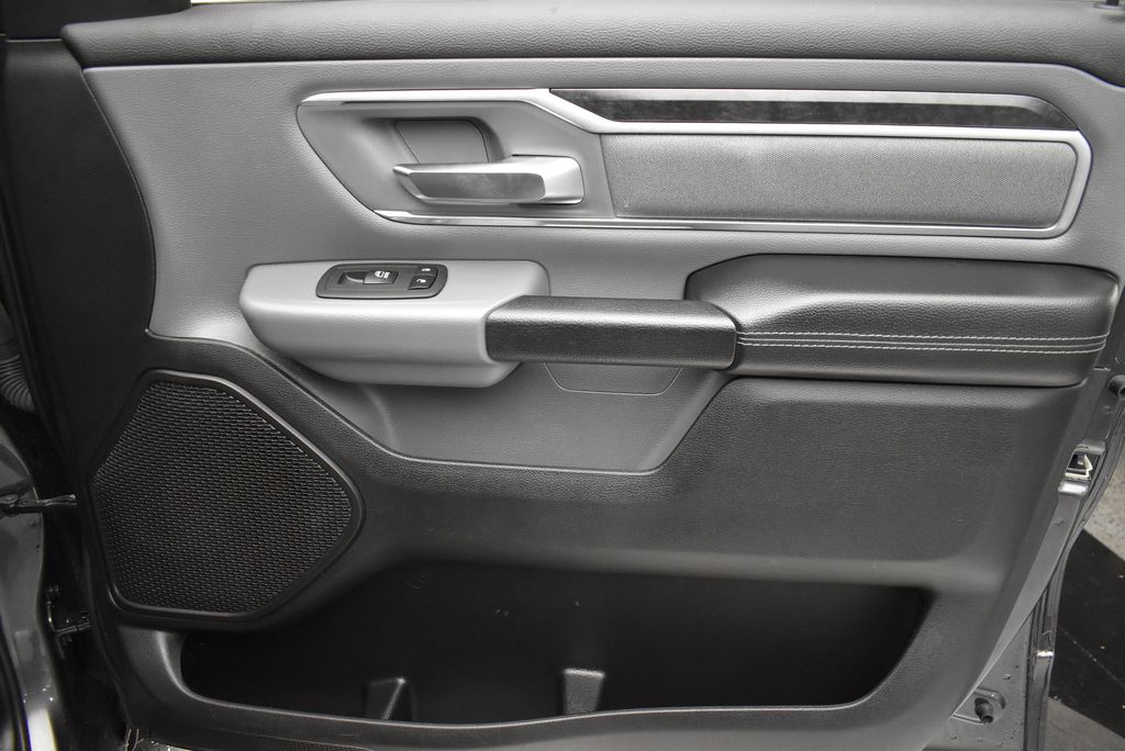 Thumbnail: 2022 RAM 1500 - 22