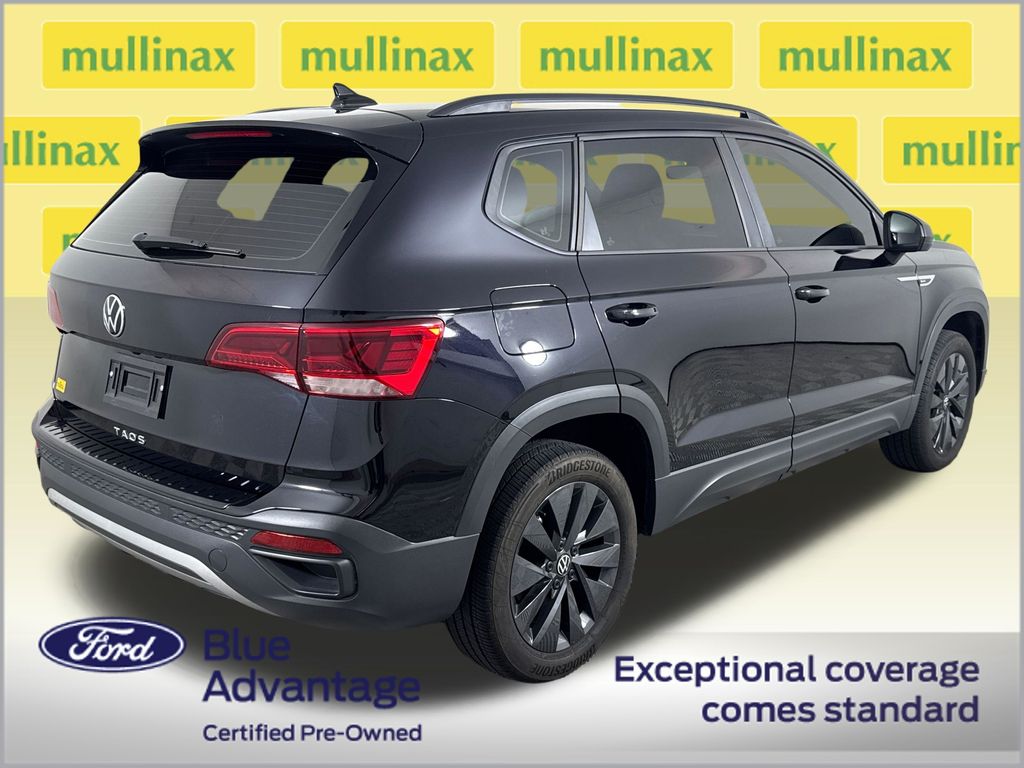 Certified Used 2024 Black Volkswagen 1.5T S image 4