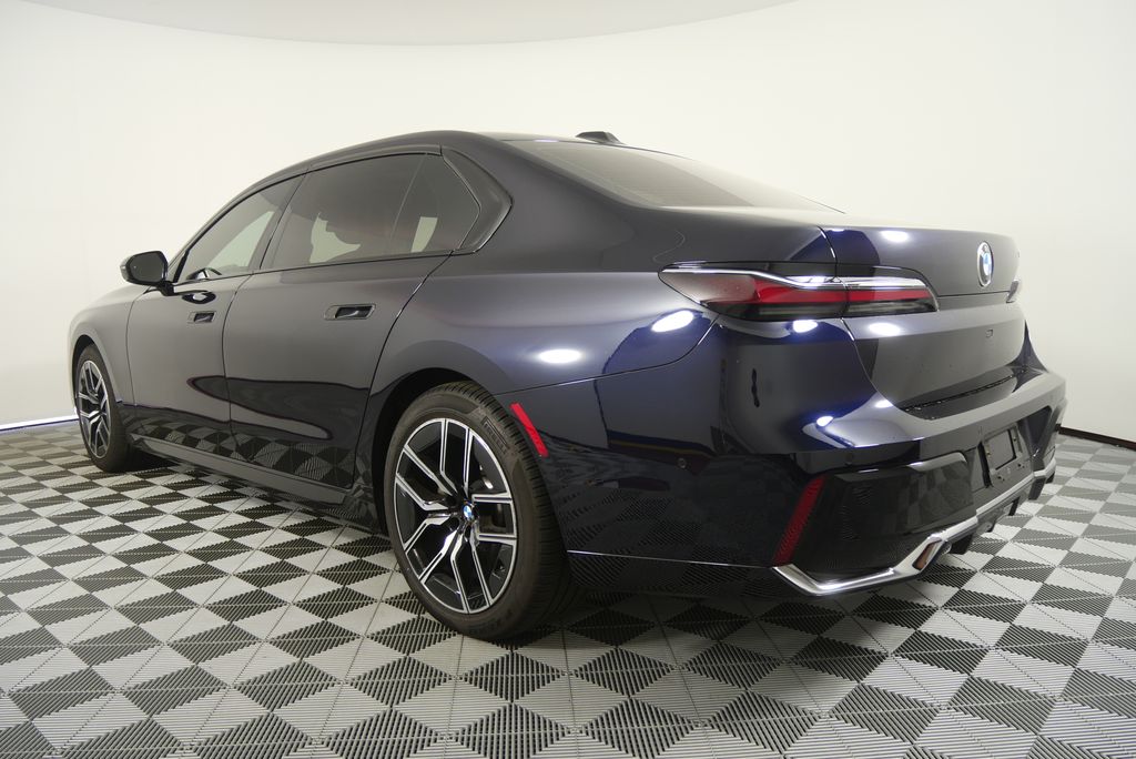 Thumbnail: 2023 BMW 7 Series - 5