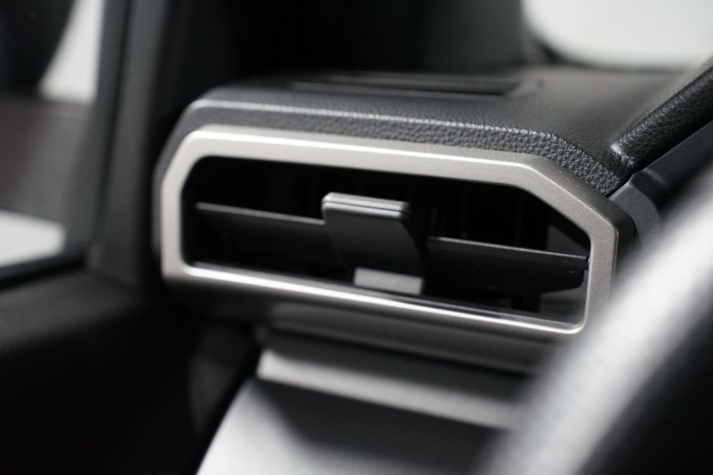 Thumbnail: 2024 Toyota Tacoma - 25