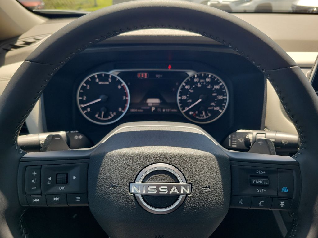 2026 Everest White Pearl Tricoat Nissan Rogue Dark Armor FWD SUV