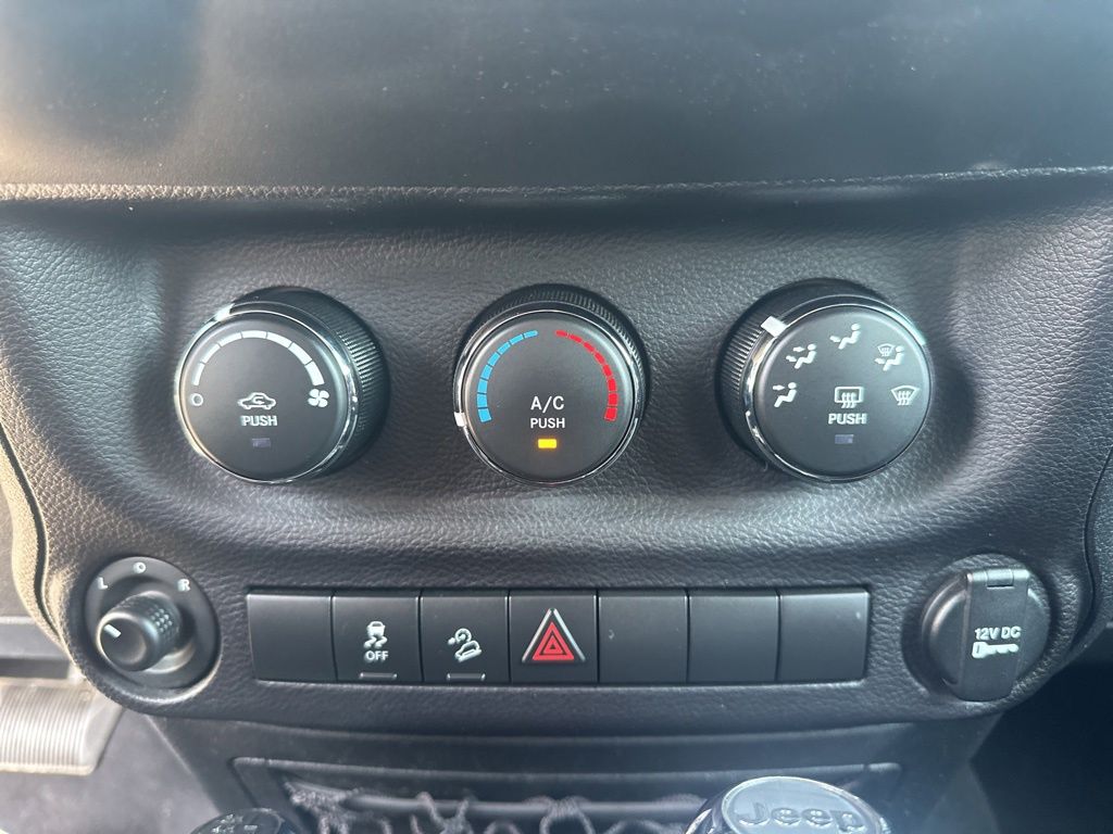 Used 2018 Jeep Wrangler JK SUV