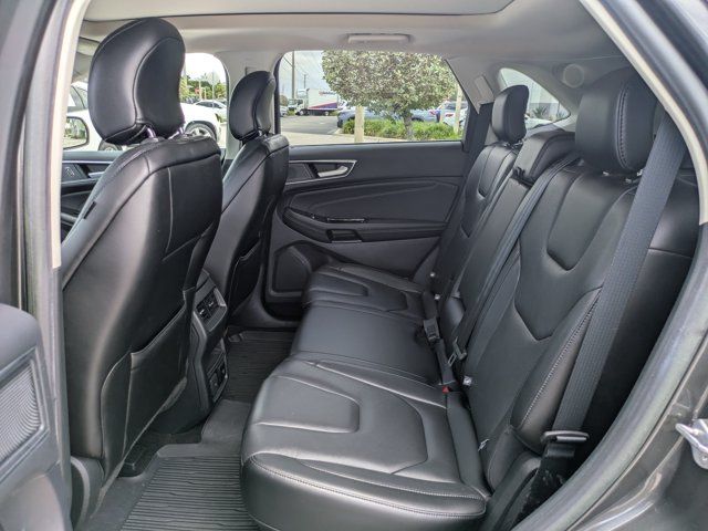 Used 2019 Magnetic Ford Titanium image 14