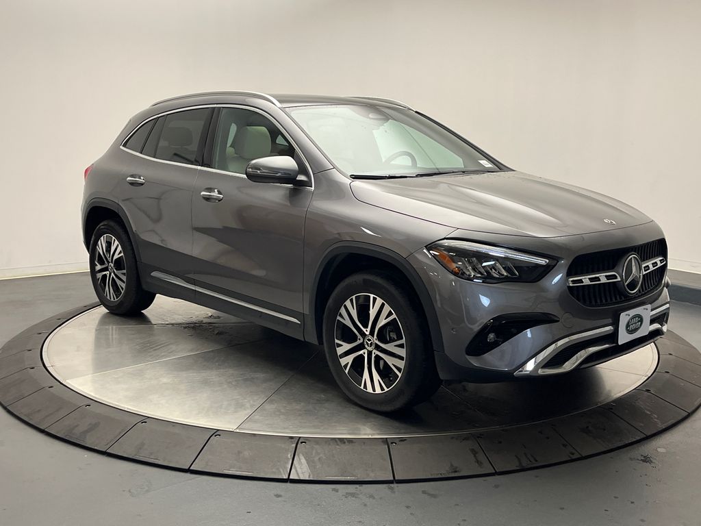 2025 Mercedes-Benz GLA 250 4MATIC 7