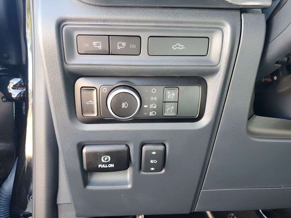 Used Car 2022 Ford F-150  Lariat For Sale Under $50,000 In Austin, Texas