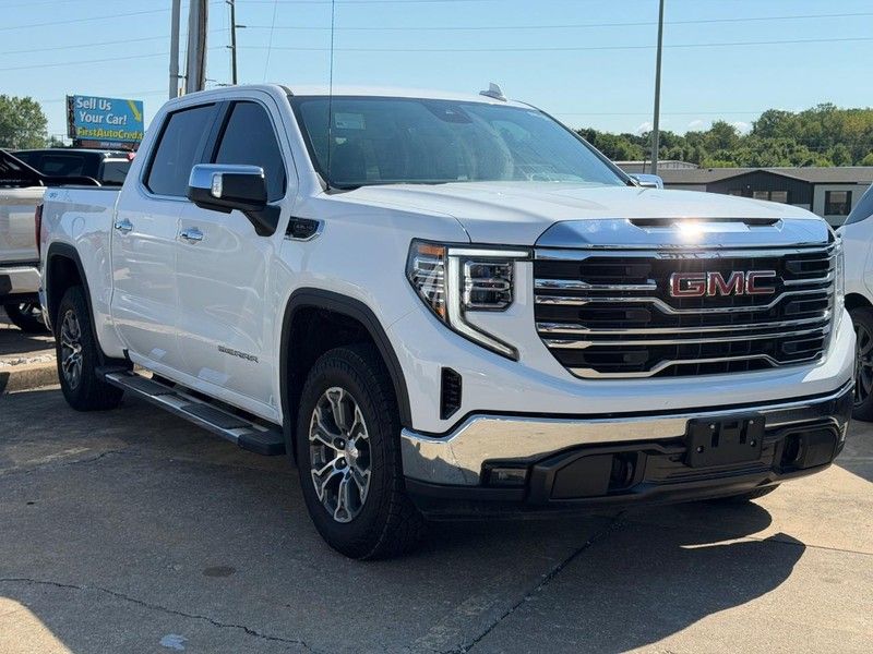 2025 GMC Sierra 1500 SLT Crew Cab 4WD