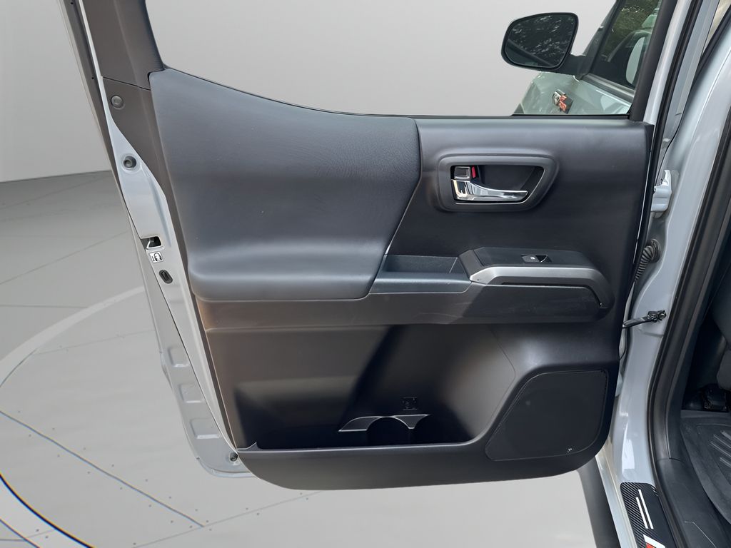 Used Car 2020 Toyota Tacoma  Trd Off-road For Sale Under $35,000 In Austin, Texas