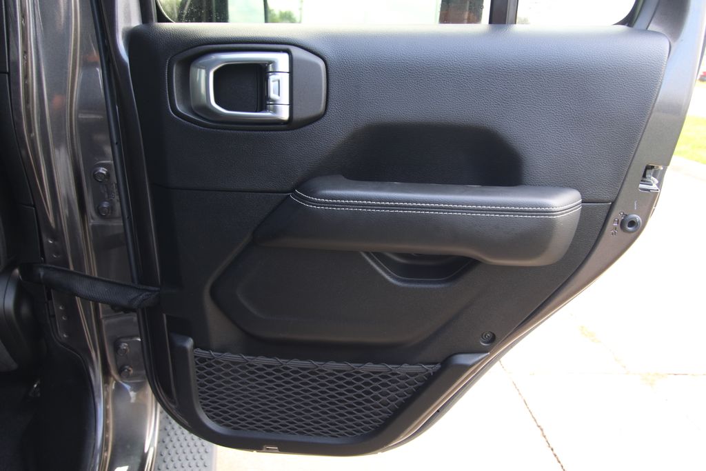 Used 2021 Jeep Wrangler SUV