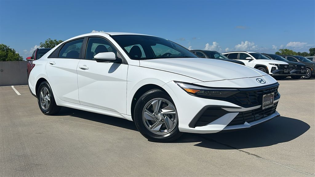 2024 Hyundai Elantra SE White at Classic Elite Chevrolet Sugar Land