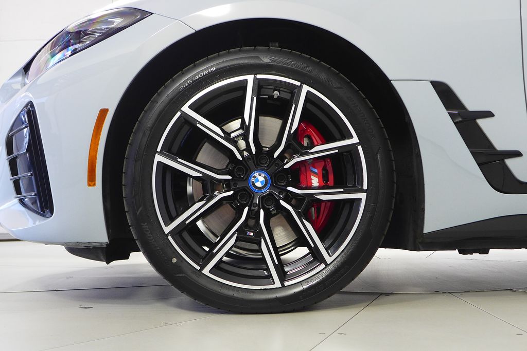 Thumbnail: 2024 BMW i4 - 5