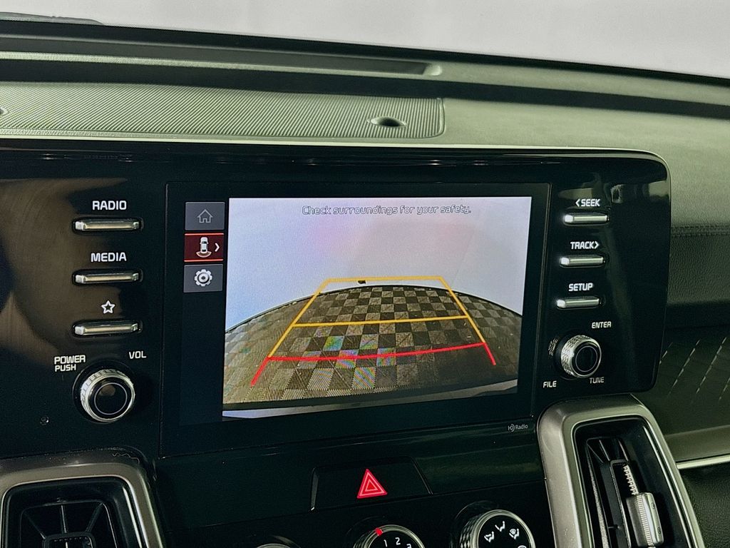 2023 Kia Sorento LX