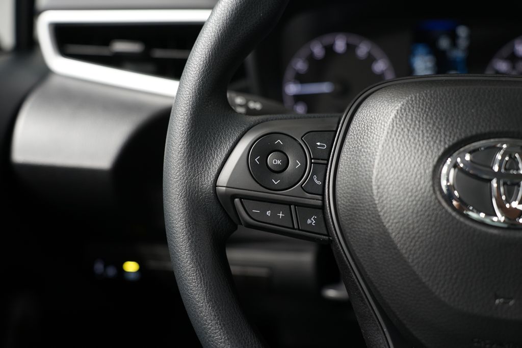 2025 Toyota Corolla LE 14
