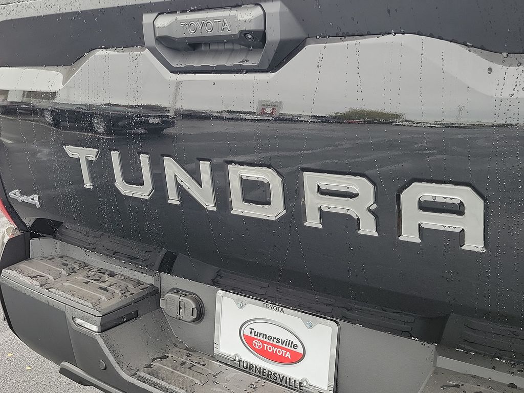 2024 Toyota Tundra SR5 5