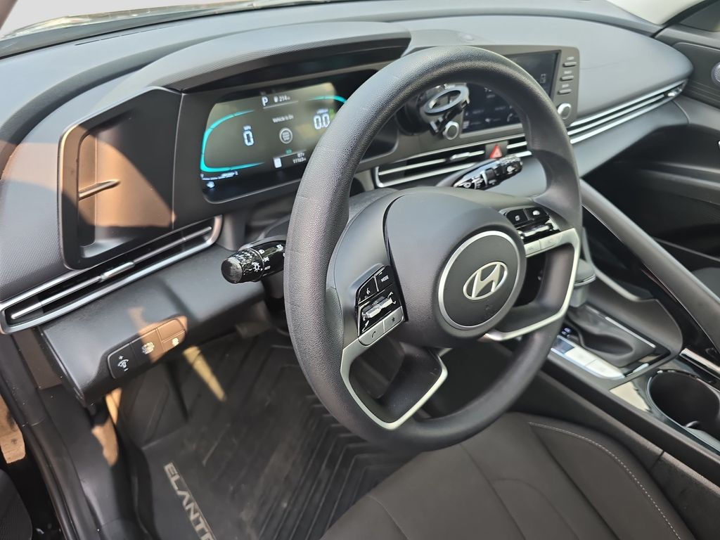 Used 2026 Hyundai Elantra Hybrid Sedan