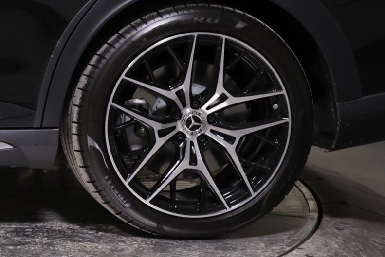 Thumbnail: 2026 Mercedes-Benz E-Class - 12