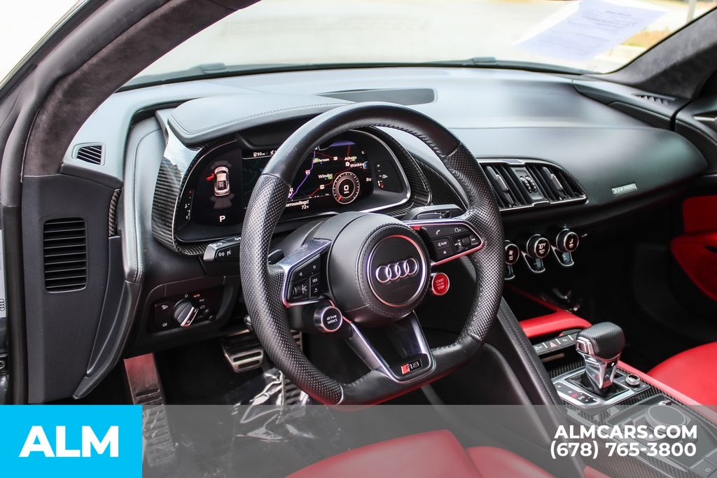 Used 2020 Gray Audi 5.2 image 27