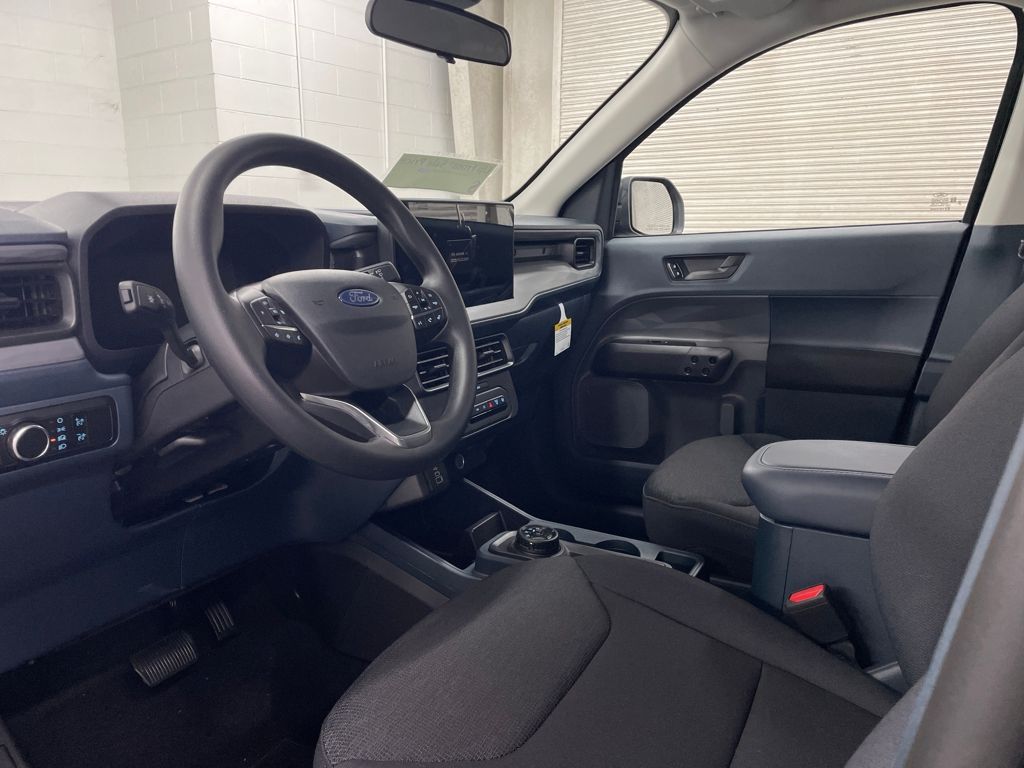 2025 Ford Maverick XL photo 4