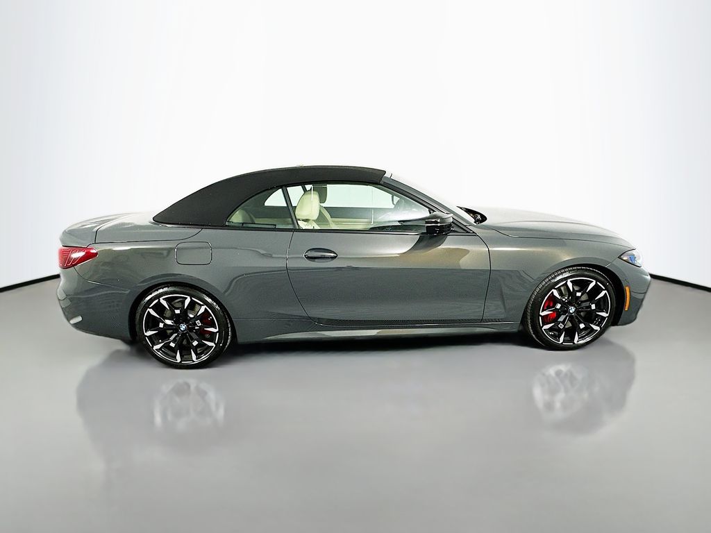 Thumbnail: 2026 BMW 4 Series - 4
