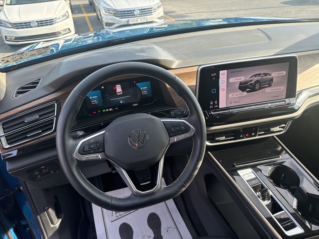 2025 Volkswagen Atlas 2.0T SE w/Technology Blue at Subaru and VW of Moon Township