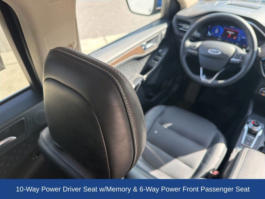 2020 Ford Escape Titanium