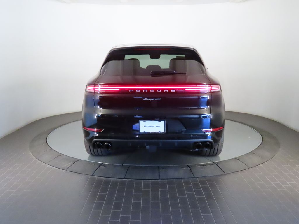 Thumbnail: 2026 Porsche Cayenne - 6