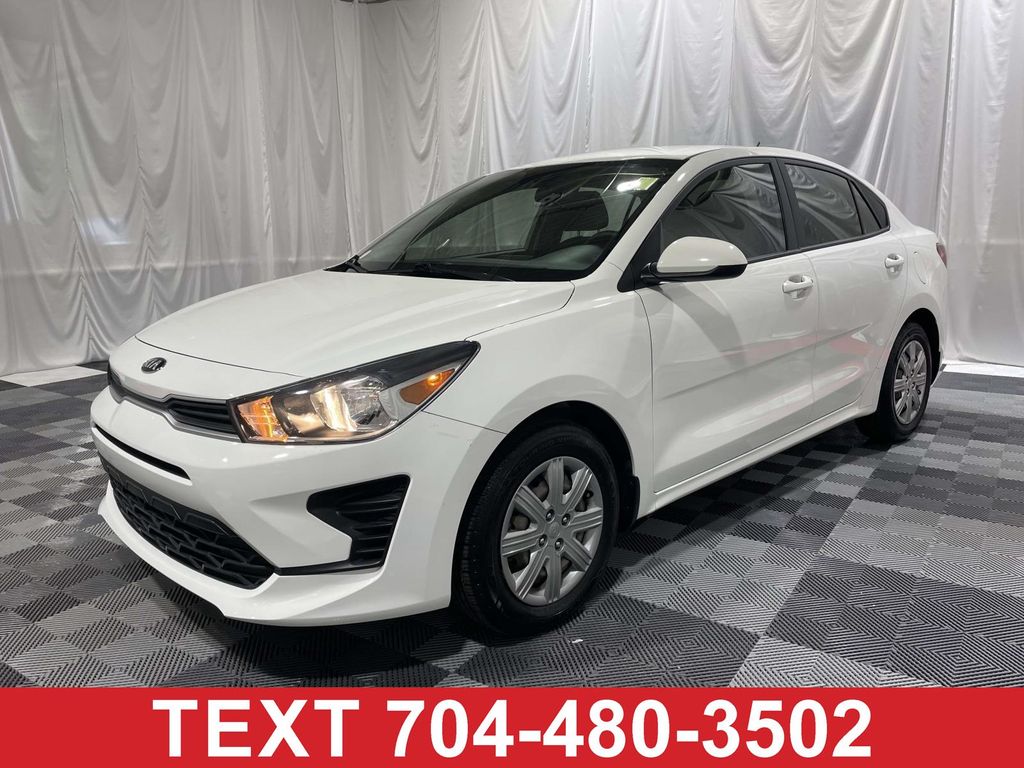 Clear White 2021 Kia Rio LX FWD Sedan Front-Wheel Drive Continuously Variable Transmission