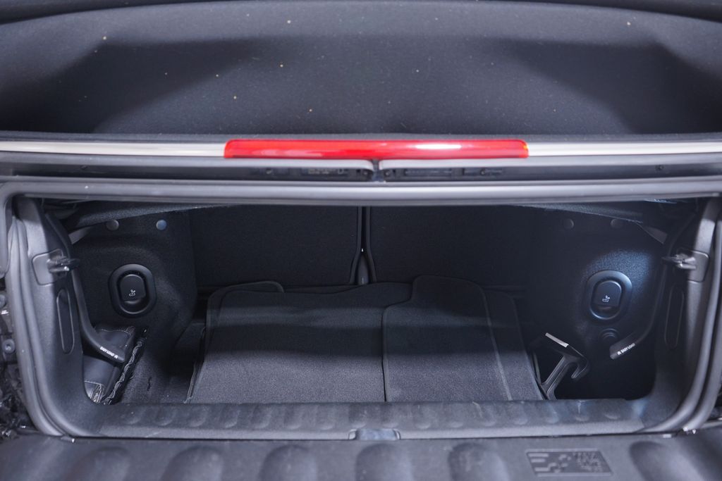 Thumbnail: 2022 MINI Cooper - 22