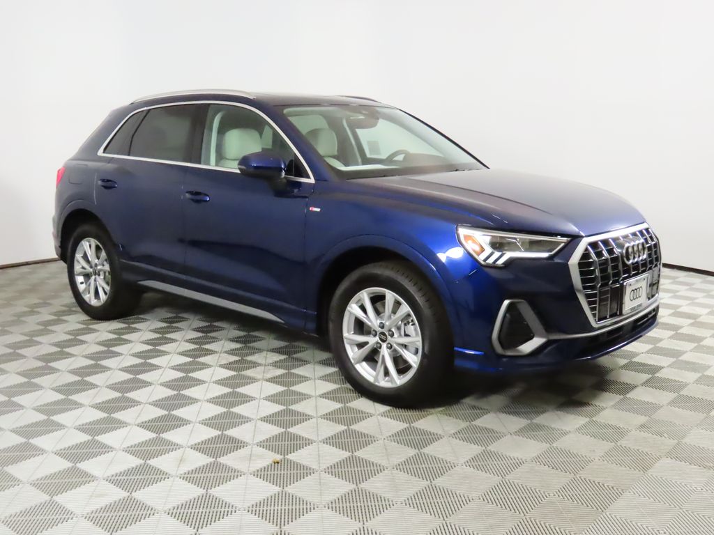 Thumbnail: 2025 Audi Q3 - 7